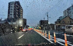 雨の日運転時の注意事項