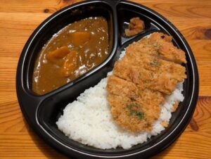 コンビニカレー弁当 
