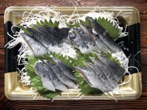 スーパーの刺身