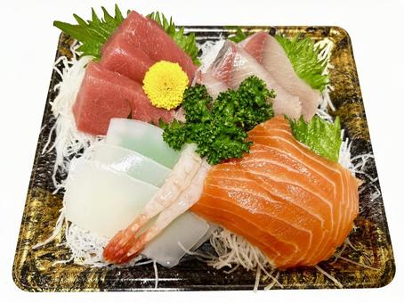 スーパーの刺身